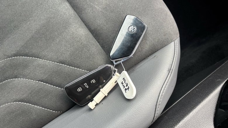 Volkswagen ID.4 109kW Life Pure 52kWh 5dr Auto Electric Estate